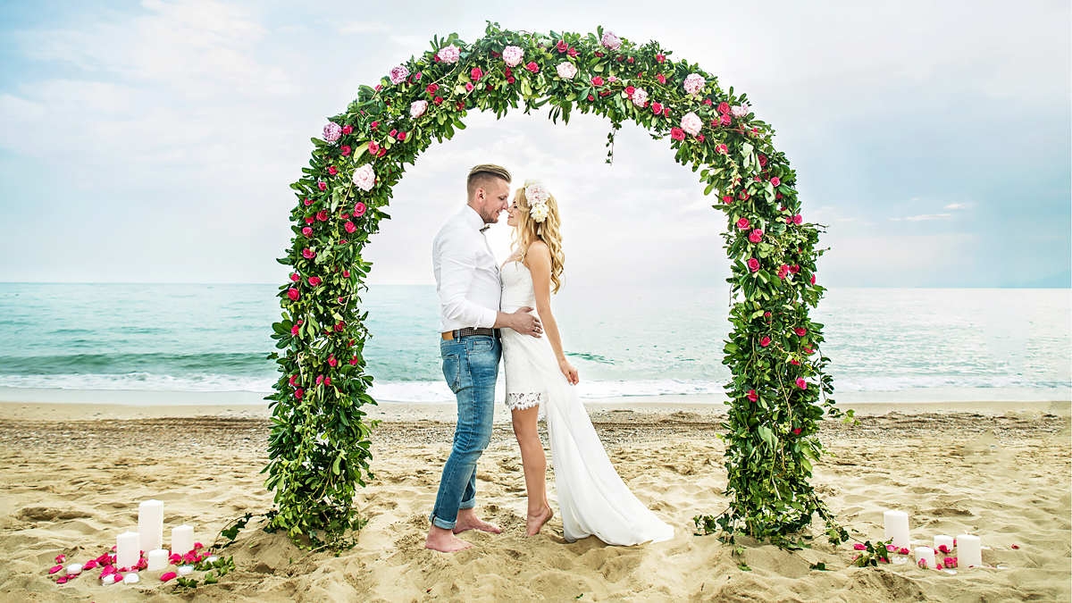 Symbolic wedding ceremony on the beach on the Amalfi Coast, Italy