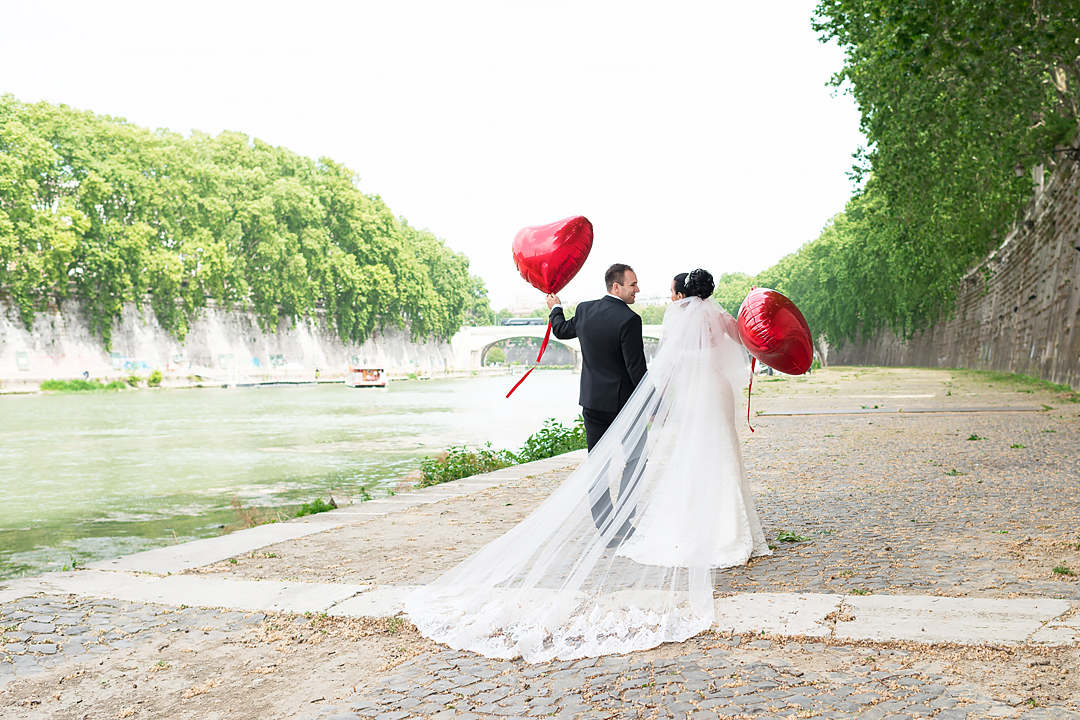 Свадебный фотограф в Риме, символическая свадьба фотосессия в Риме