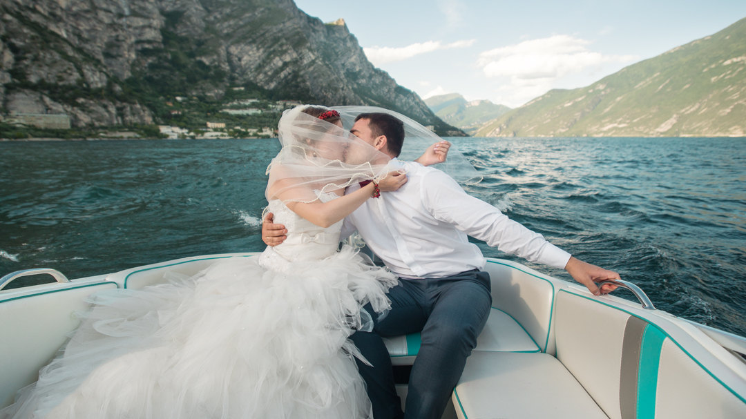Свадебный фотограф на озере Гарда, символическая свадьба Гарда