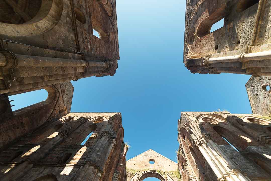 abbazia san galgano toscana
