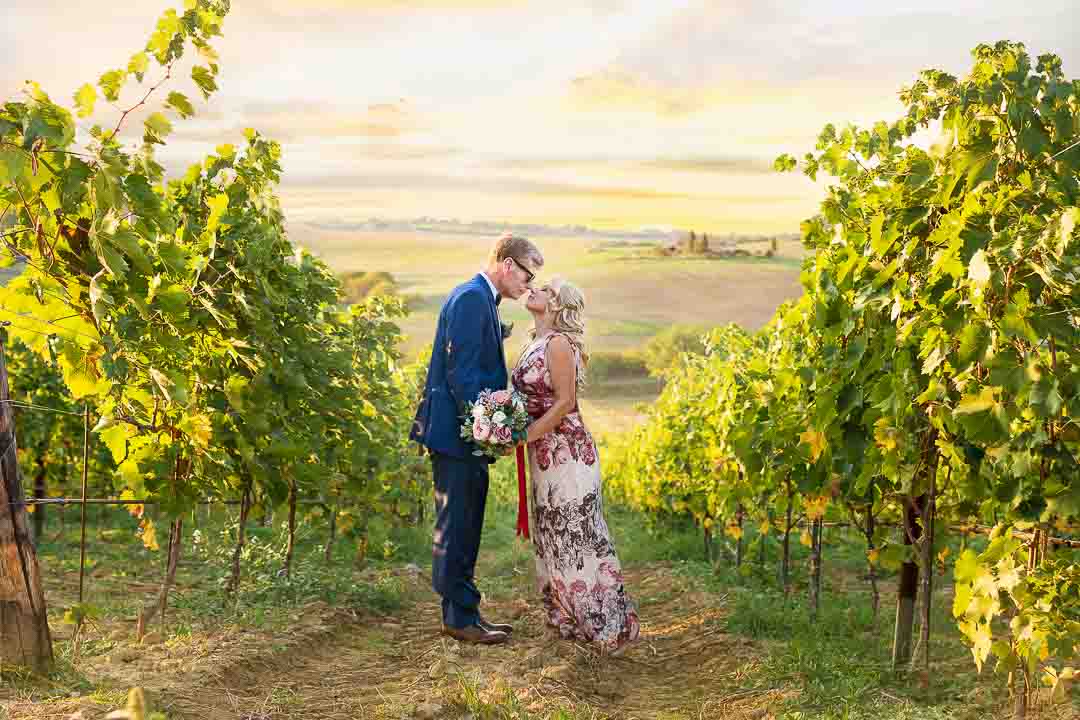 Symbolic wedding ceremony in Umbria, wedding photographer Tuscany title=