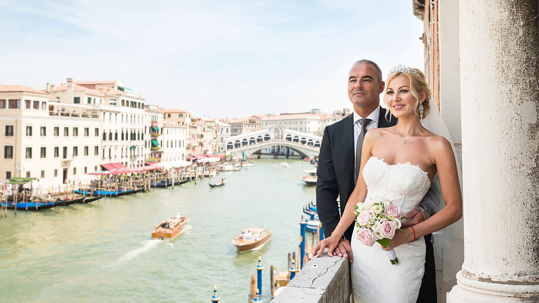 свадьба в венеции палаццо кавалли вид балкон